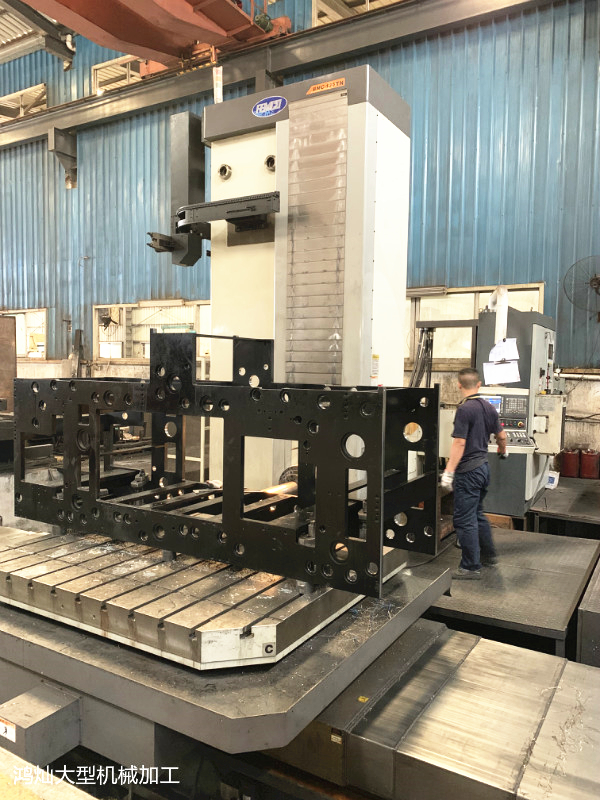 用數控鏜銑床加工前要注意什么